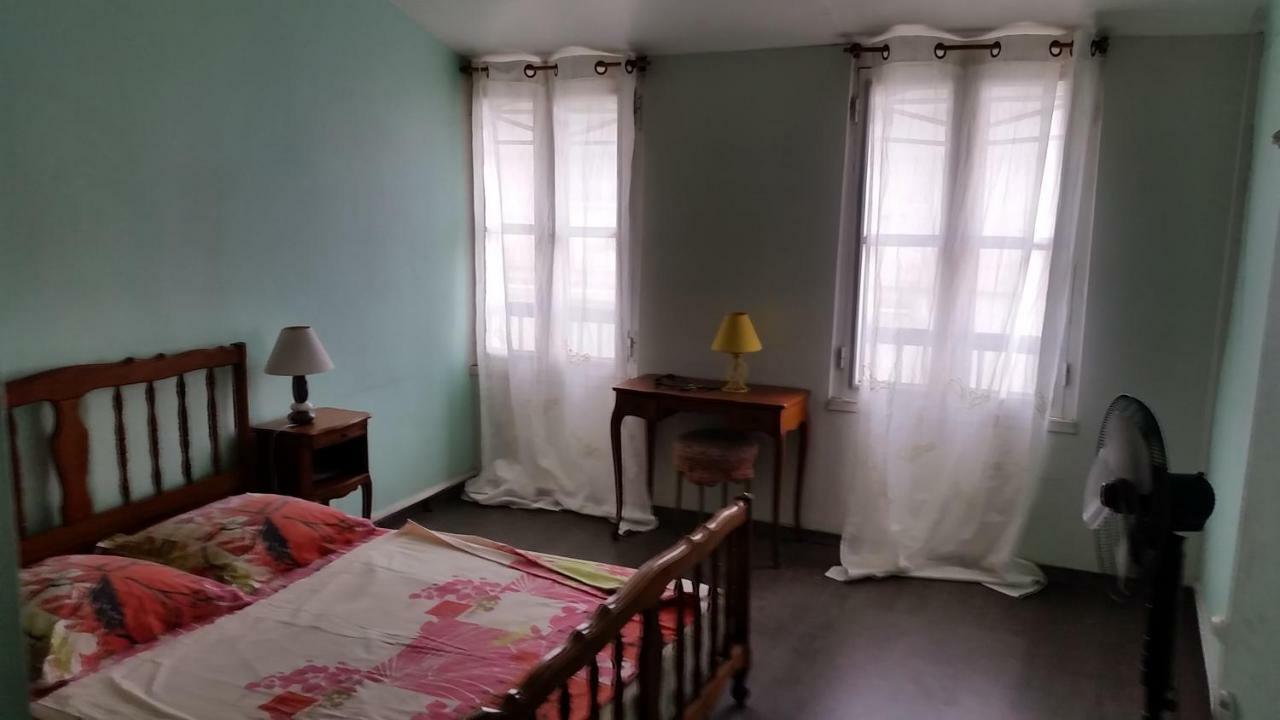 Chambre D'Hote A Saint-Pierre Εξωτερικό φωτογραφία